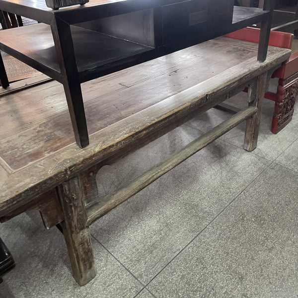 Elm Table