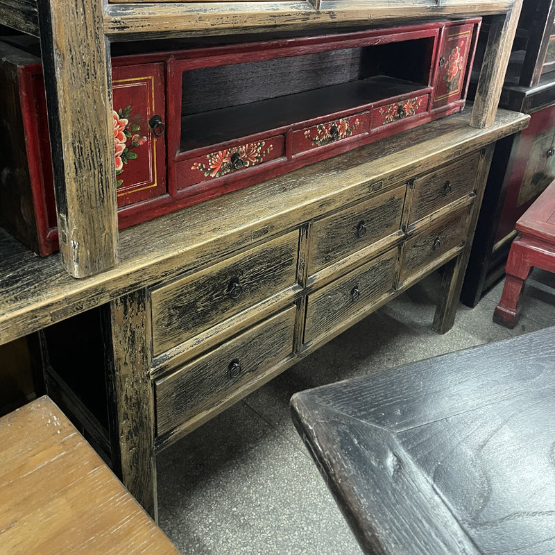 Elm Table