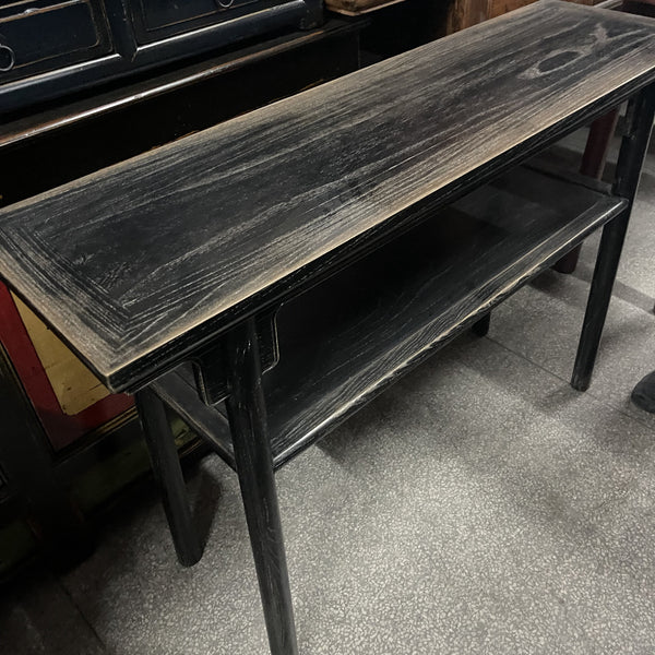 Elm Table