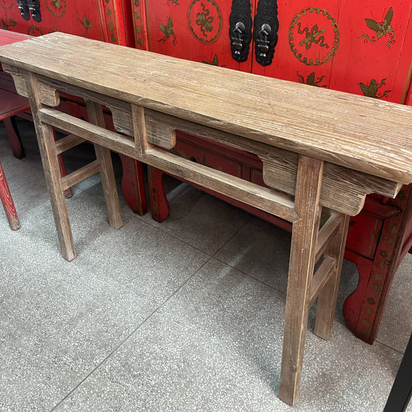 Elm Table