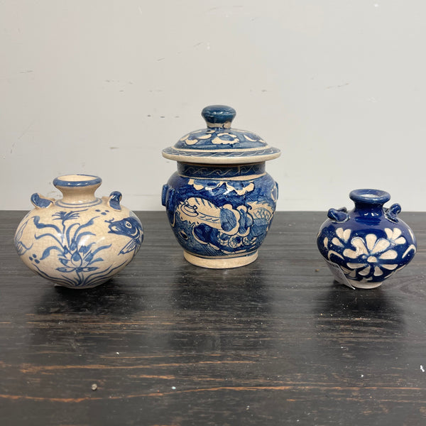 25434 XS Blue & White Vase 100 x 100 x 100