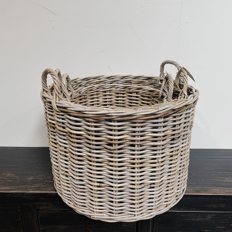 25470 Rattan Woven Basket ROUND