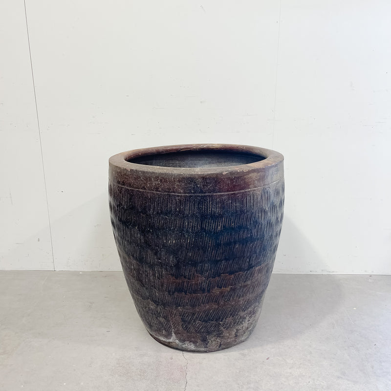 25297 Antique Pot 730 x 730 x 760H