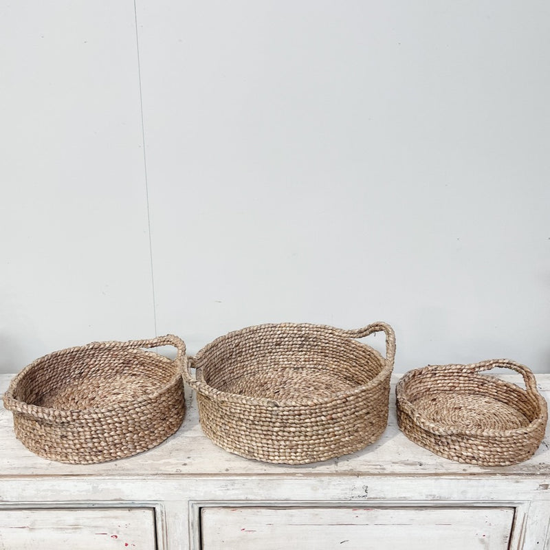 Water Hyacinth Round Tray w Handles