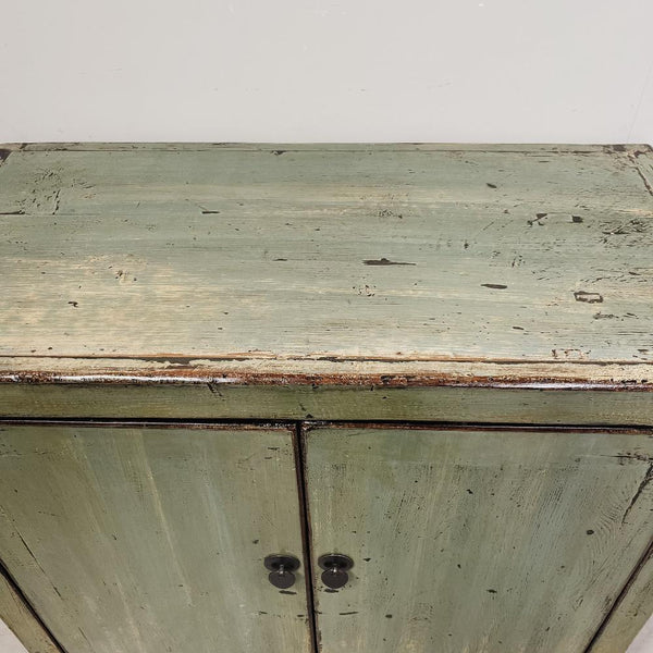 24123 High Gloss Green Cabinet 830 x 400 x 1000
