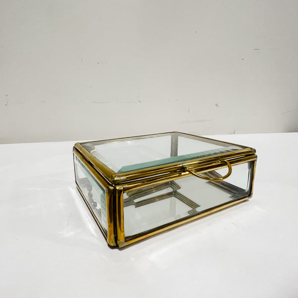 24166 Glass & Brass Box w Lid 135 x 110