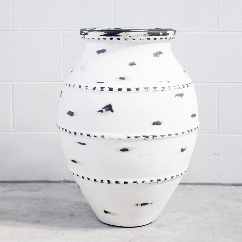 Aged Larger Planter WHITE